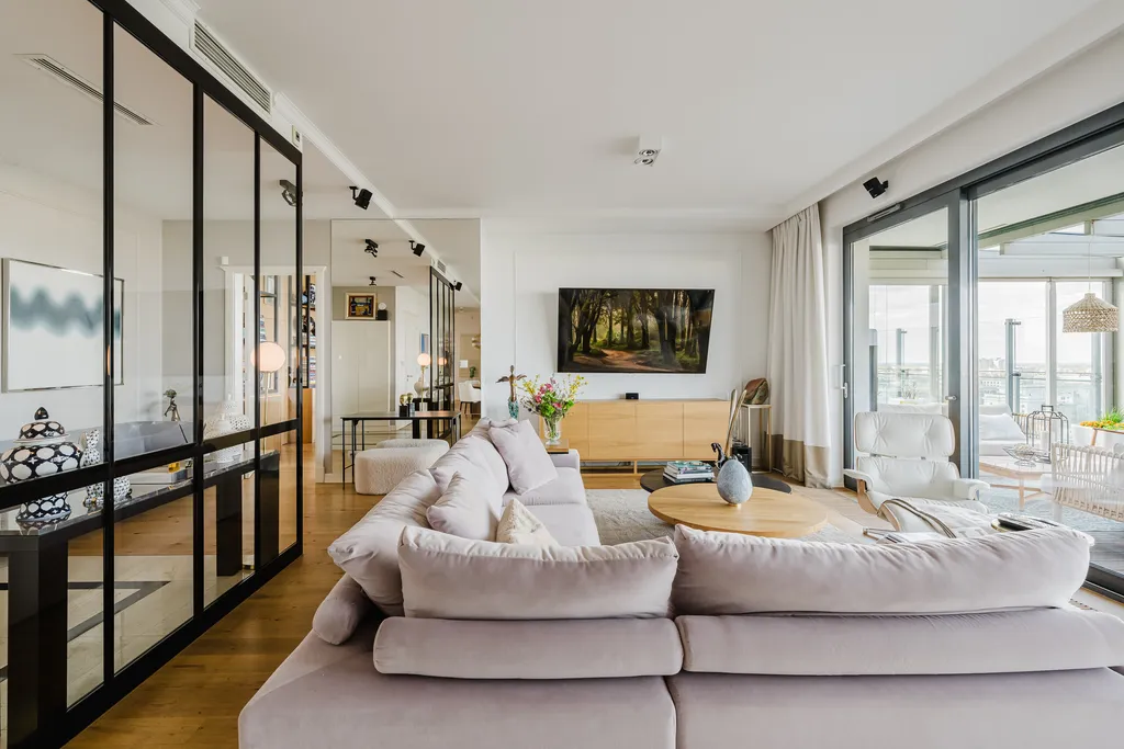 Kadr z penthouse’u z tarasem