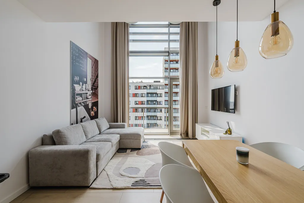 Kadr z apartamentu z antresolą